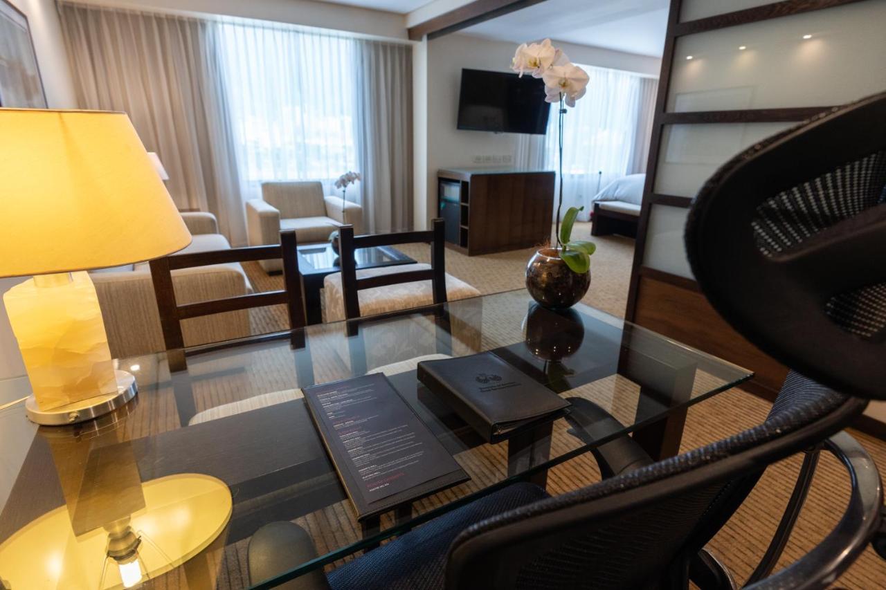유로빌딩 호텔 앤드 스위트 카라카스 외부 사진 A suite at the hotel