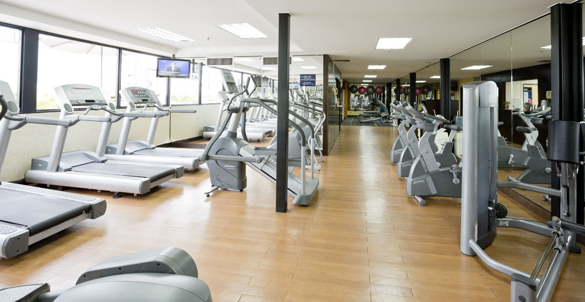 유로빌딩 호텔 앤드 스위트 카라카스 외부 사진 The gym at the hotel